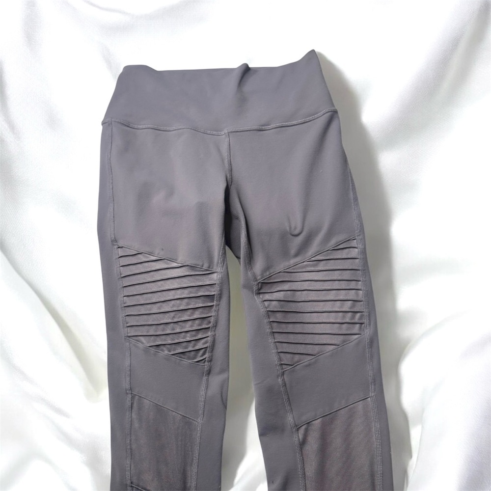 Alo Yoga High Waist Moto Legging - Picture 6 of 15